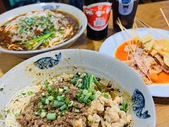 -丁丁猫重庆小面(徐州路店)