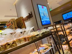 面包甜点陈列柜-山崎面包(静安久光店)