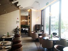 -斯普汇生蚝牛排馆(中骏世界城店)
