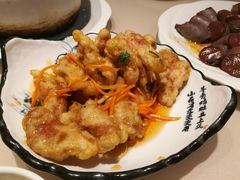 -老码头黑皮肘子锅包肉(赣水路店)