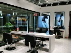 -华卫思理轻奢造型