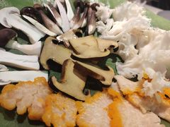 -钢管厂五区小郡肝串串香火锅(梅川路店)
