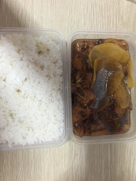 黄焖鸡米饭-"说好加一分百叶,可是打包回来才知道没有,.