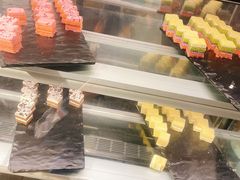 -釜御山海鲜烤肉火锅自助(新城市中心店)