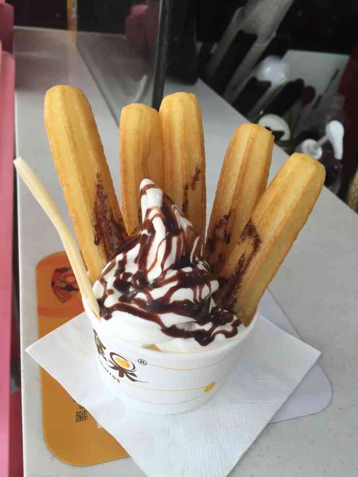 churros吉拿果-"味道还是地道的,但是吉拿果太少,冰淇淋太.