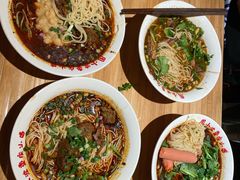 -周小波重庆小面·重庆名小吃(邹容路店)