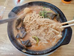 -小街曹师傅砂锅麻辣烫(亚泰大街店)