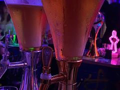 -UP嘻哈酒吧(粉巢店)