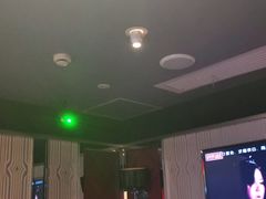 -好乐迪(张扬路八佰伴店)