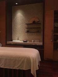 -青岛香格里拉·氣水疗中心