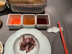 -左庭右院鲜牛肉火锅黑金店(陆家嘴中心店)