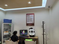点击看大图 体验前-铂特丽医美·眼鼻整形·光电美肤·注射抗衰