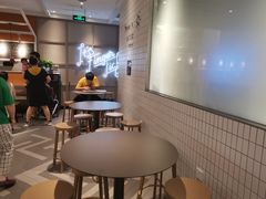 用餐区-肯德基(融创茂店)