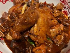 脆皮烧鸡公-二厨·吊桥小院·脆皮烧鸡公·本地农家菜(沿江西路店)