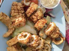 -东海岸人工湖美食村