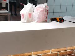 -肯德基(湾畔店)