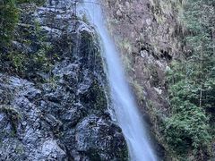 -南昆山川龙瀑布