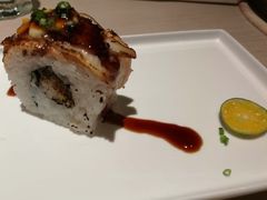 -余欢领鲜火锅(新街口店)