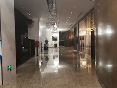 -上海虹桥西郊假日酒店