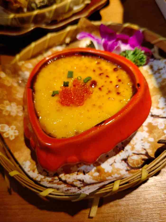 小锄匠寿喜烧(日月光中心店)-"小锄匠位于打浦桥日月光b2一个不起眼的