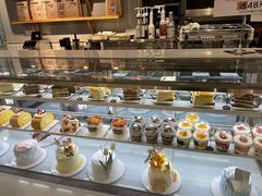 -焙丽拾光(麦凯乐直营店)