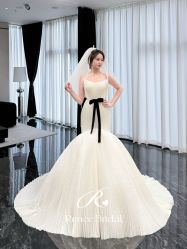 点击看大图 -Renee芮亦婚纱