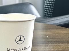 -广州鸿粤星辉奔驰4S店(钟村店)
