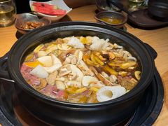 -一朵菌·野生菌探索家火锅(南亚店)