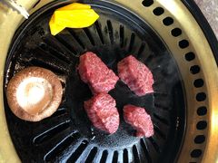 -炼火烤肉店