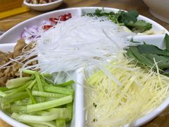 配菜-官塘陈记鱼生·潮汕砂锅粥·牛肉火锅(潮枫路总店)