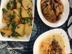 -瑞丰园庭院餐厅·白族传统家常菜
