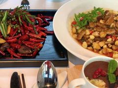 -洛缦音乐餐厅(工业展览馆万象城店)