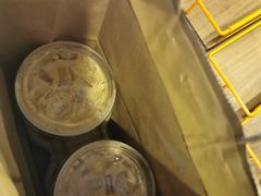 -星巴克(上海虹桥新天地二店)