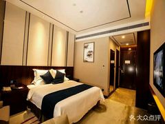 -LANCO蓝蔻酒店(深圳东站布吉地铁站店)