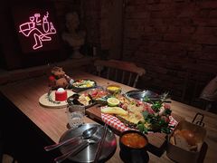 -鹿萤季·营地小馆(皇后公园店)