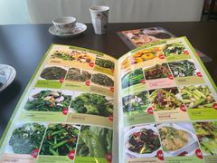 -大头虾越式风味餐厅(光明广场店)