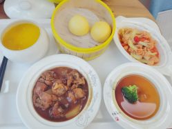 -菁幼月子会所(儿童医院店)