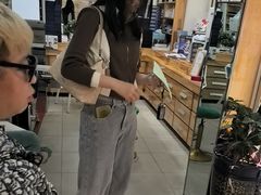 -豪门视光·星趣控·蔡司依视路眼镜代理商(中央大街店)