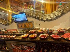 -老牌坊云南鱼豆花火锅(爱建店)
