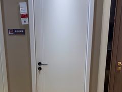 -百安居装修建材卖场(泰然店)