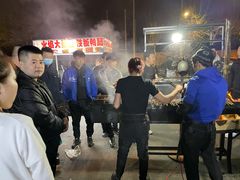 -劳动公园新疆人烤腰子