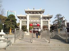 -绳金塔美食街(前进路店)