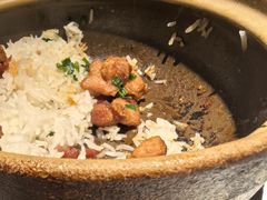 滑鸡拼腊肠煲仔饭-汤城小厨•粤菜•靓汤(金宝街店)