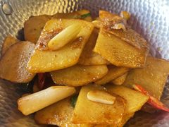 -隔壁老王·家常云南菜(花巷店)