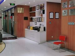 -雅悦齿科(顾村公园店)