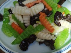 -鑫真味私房菜馆