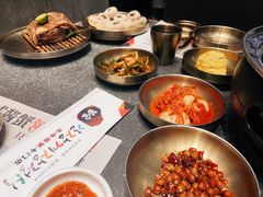 -草家酱蟹炭火烤肉店(珲春南路二店)