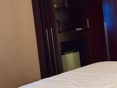 -北京保利大厦酒店(东四十条地铁站店)