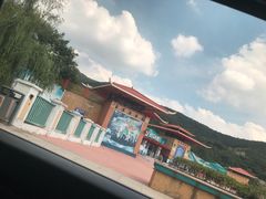 -汤山欢乐水世界