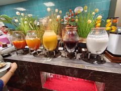 -金马门国际美食百汇(珞喻路店)